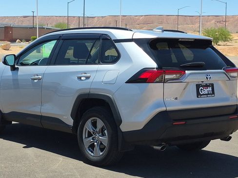 Used 2024 Toyota RAV4 XLE w/ Convenience Package AWD/4WD image 5