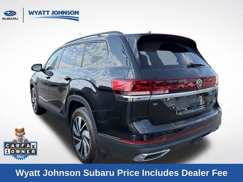 Used 2025 Volkswagen Atlas SE AWD/4WD image 3