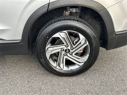 Used 2023 Hyundai Santa Fe SEL image 11