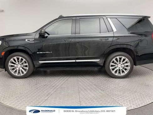 Used 2023 GMC Yukon Denali w/ LPO, Floor Liner Package AWD/4WD image 5