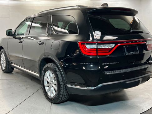 Used 2021 Dodge Durango SXT AWD/4WD image 3