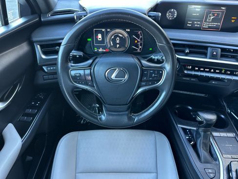 Used 2021 Lexus UX 250h image 15