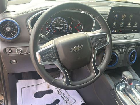 Used 2023 Chevrolet Blazer RS w/ Enhanced Convenience Package AWD/4WD image 19