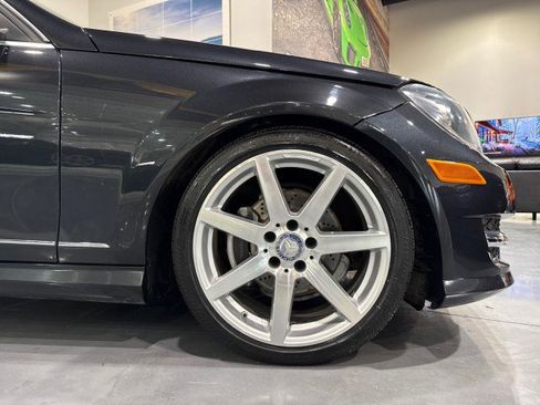 Used 2014 Mercedes-Benz C 250 Sedan image 70