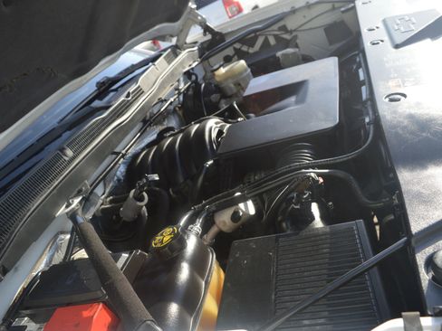 Used 2015 Chevrolet Silverado 1500 W/T w/ Trailering Package image 32