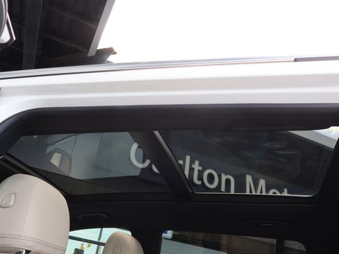 Used 2025 Mercedes-Benz GLS 450 4MATIC image 15