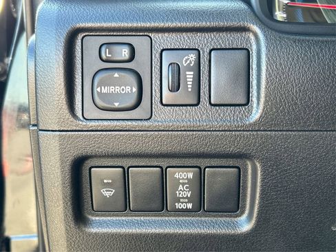 Used 2018 Toyota 4Runner SR5 image 42