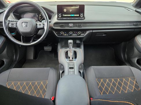 Used 2025 Honda HR-V Sport image 16