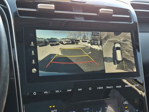 Used 2024 Hyundai Tucson Limited image 19