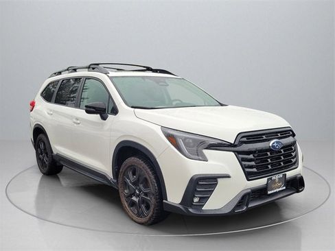 Used 2023 Subaru Ascent Onyx Edition image 10