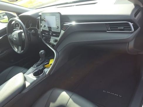 Used 2024 Toyota Camry SE w/ Convenience Package FWD image 28
