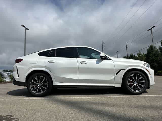 Used 2023 BMW X6 xDrive40i w/ Executive Package AWD/4WD image 3