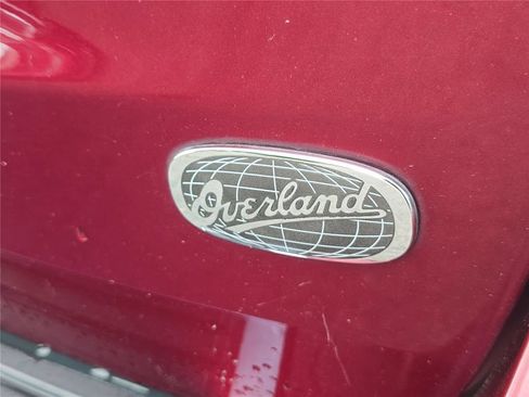 Used 2018 Jeep Grand Cherokee Overland AWD/4WD image 4