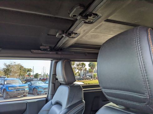 Certified 2024 Ford Bronco Badlands image 21