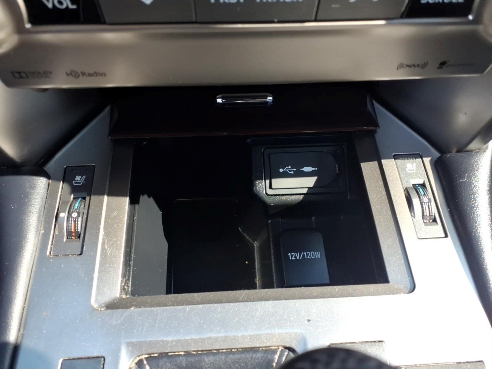 Used 2017 Lexus GX 460 Premium w/ Premium Package AWD/4WD image 12