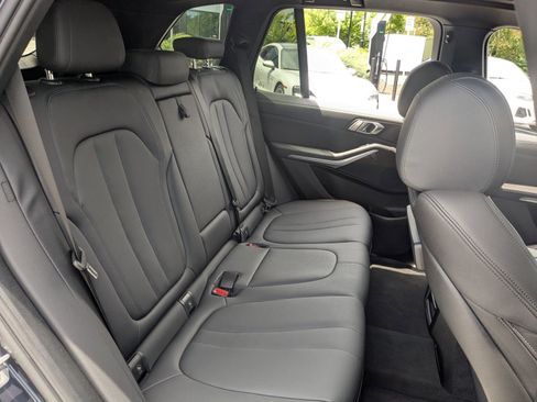 Used 2022 BMW X5 xDrive40i w/ Premium Package AWD/4WD image 21
