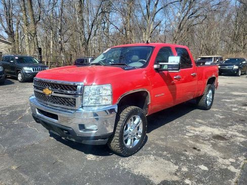 Used 2013 Chevrolet Silverado 2500 LT w/ Convenience Package image 4