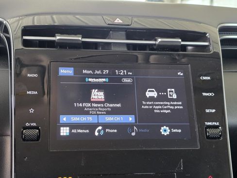 Used 2024 Hyundai Tucson SEL FWD image 17