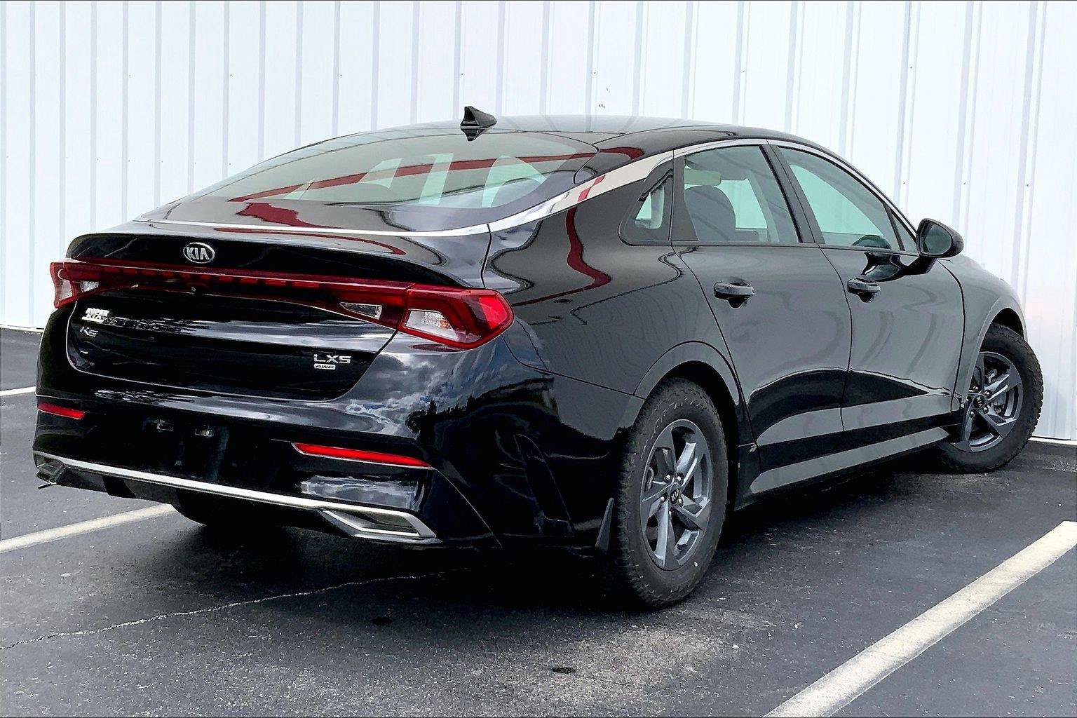 Used 2021 Kia K5 LXS AWD/4WD image 11