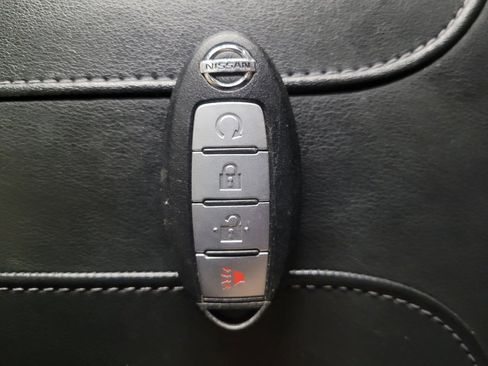 Used 2017 Nissan Rogue Sport SL w/ SL Premium Package image 32