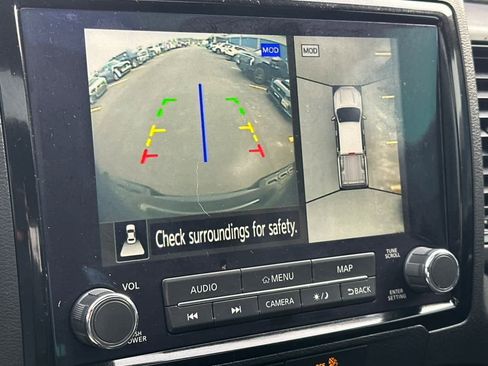 Used 2022 Nissan Frontier PRO-4X w/ Pro-4X Premium Package image 18