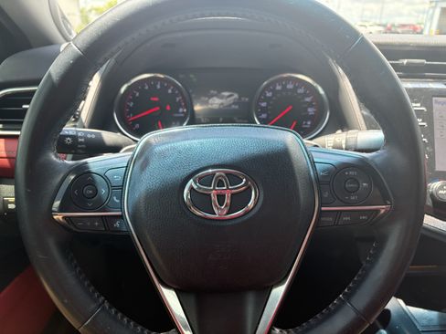Used 2018 Toyota Camry XSE w/ Driver Assist Package FWD image 13