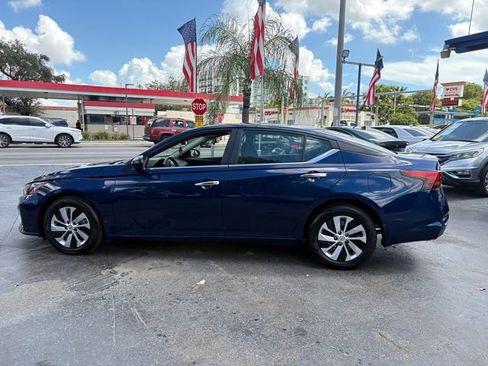 Used 2024 Nissan Altima 2.5 S image 11