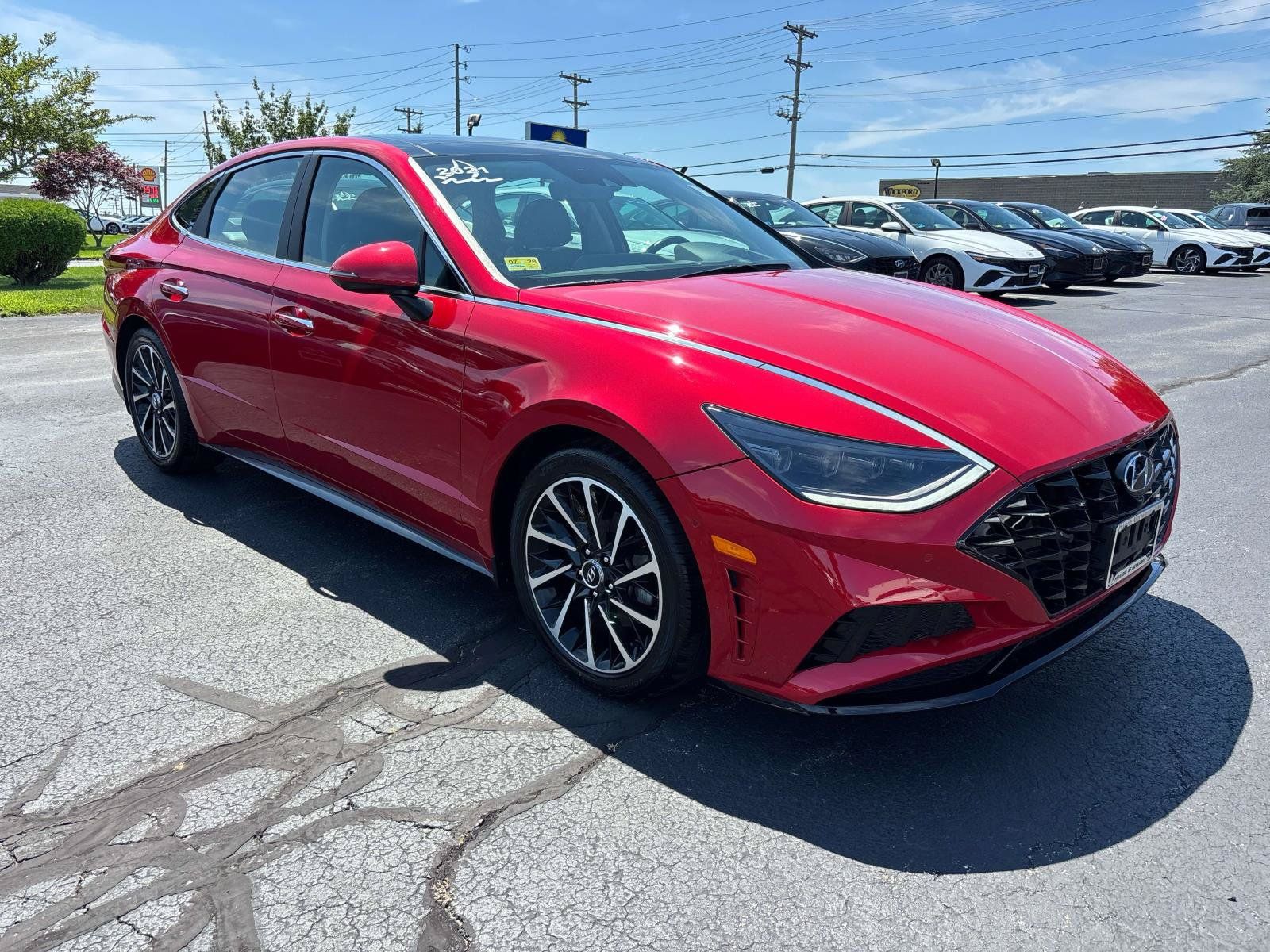 Used 2021 Hyundai Sonata Limited w/ Winter Weather Package FWD image 7
