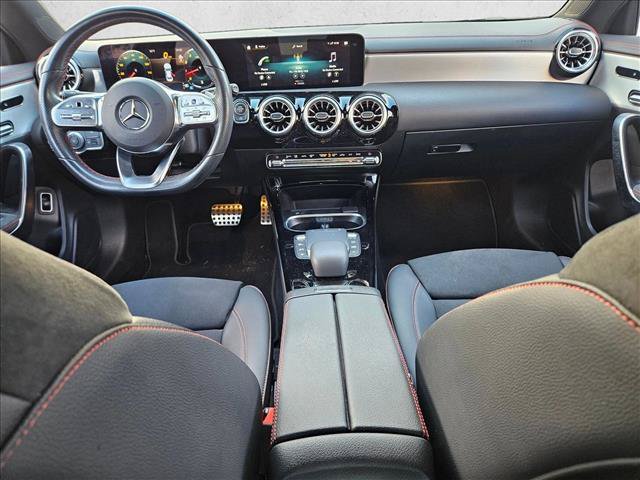 Used 2023 Mercedes-Benz CLA 250 image 16