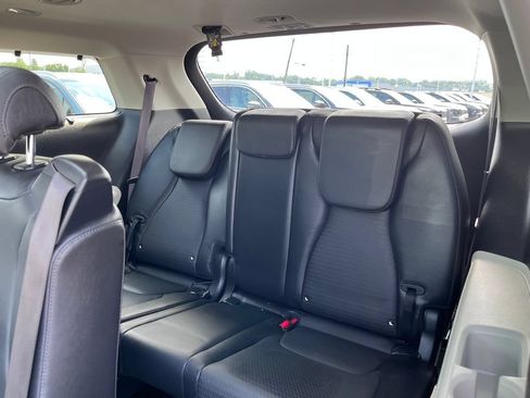 Certified 2024 Kia Carnival SX Prestige FWD image 25