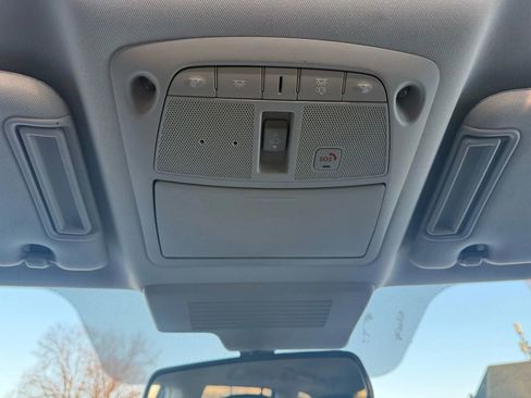 Used 2020 Nissan Armada SL w/ Premium Package image 32