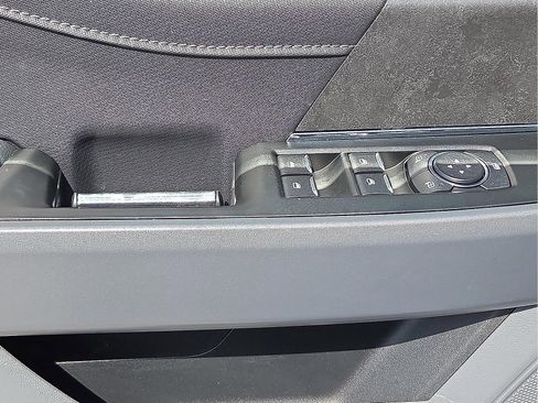 Used 2024 Ford F150 XLT image 13