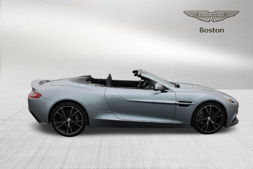 Used 2014 Aston Martin Vanquish Volante RWD image 18
