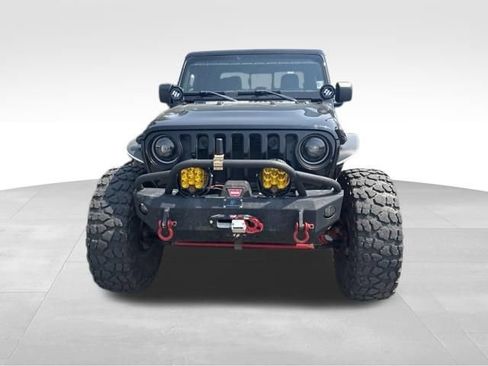 Used 2020 Jeep Gladiator Overland AWD/4WD image 4