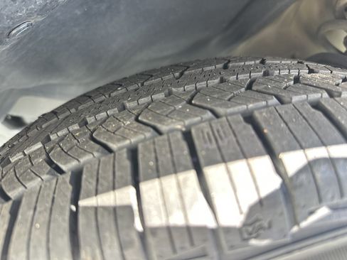 Used 2025 Honda Odyssey Elite image 12