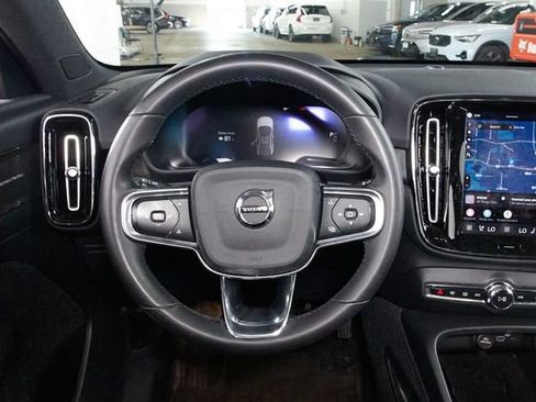 Certified 2023 Volvo C40 P8 Recharge Ultimate w/ Protection Package Premier AWD/4WD image 8