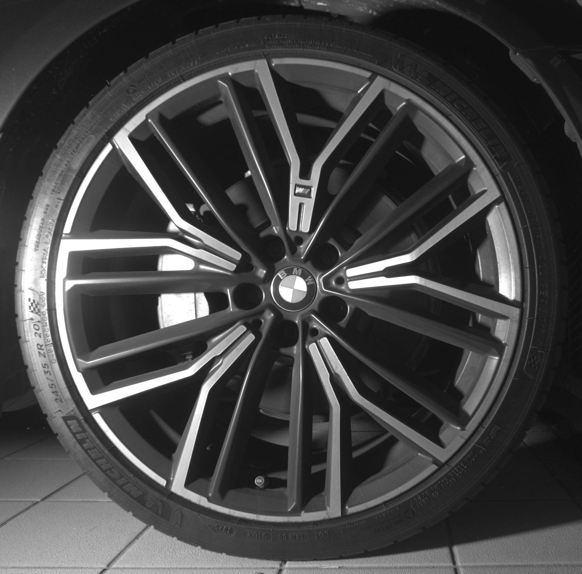 Used 2023 BMW 530i w/ M Sport Package RWD image 27