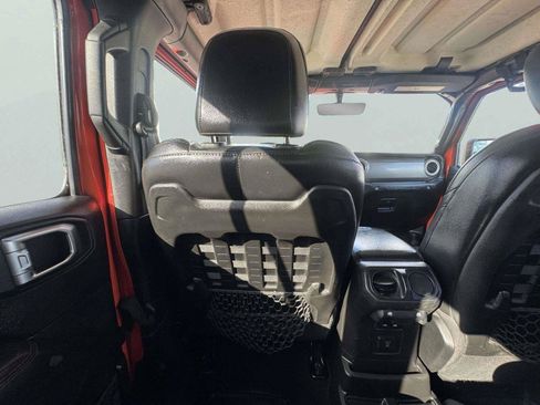 Used 2018 Jeep Wrangler Unlimited Rubicon AWD/4WD image 50