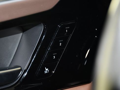 Certified 2024 Acura MDX SH-AWD w/ Technology Package image 34