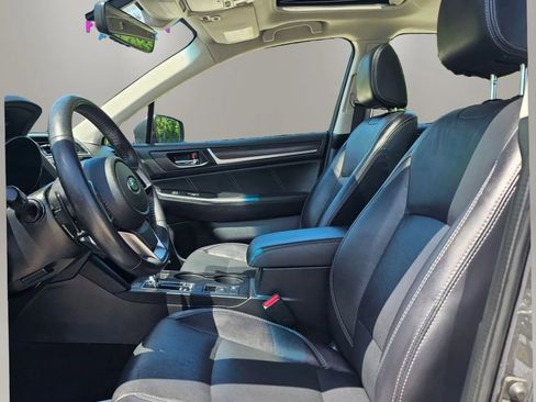 Used 2018 Subaru Legacy 3.6R Limited AWD/4WD image 11