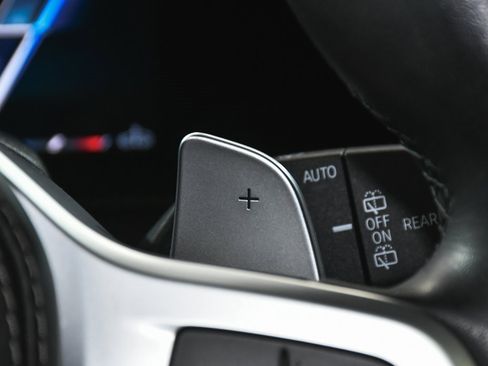 Used 2023 BMW X7 xDrive40i w/ M Sport Package image 41