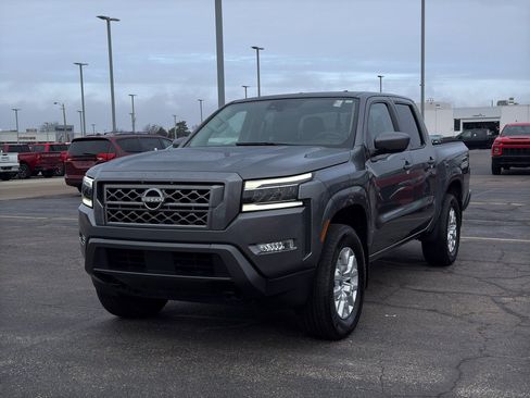 Certified 2023 Nissan Frontier SV w/ SV Premium Package image 2