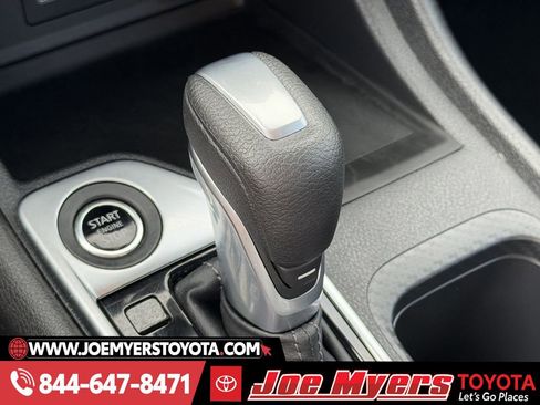 Used 2025 Nissan Sentra SV image 21