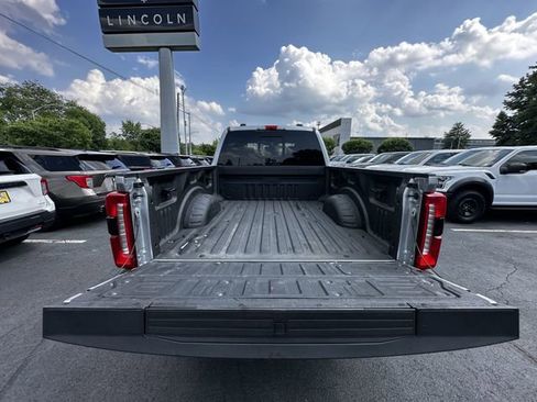 Used 2023 Ford F250 Lariat w/ Lariat Ultimate Package AWD/4WD image 44