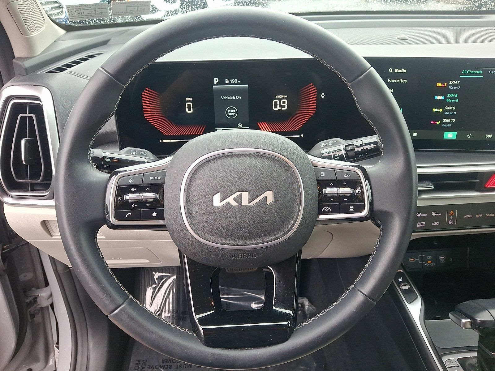 Used 2025 Kia Sorento S AWD/4WD image 19
