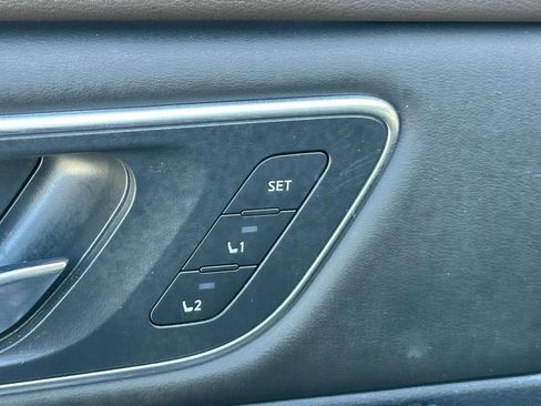 Used 2023 Nissan Rogue Platinum w/ Platinum Premium Package image 20