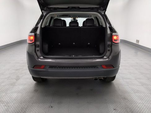 Used 2020 Jeep Compass Limited FWD image 29