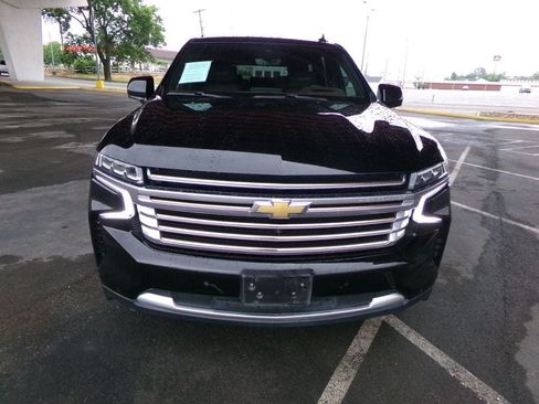 Used 2021 Chevrolet Tahoe High Country AWD/4WD image 3