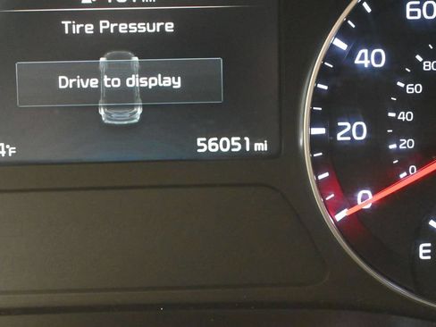 Certified 2024 Kia Forte LXS FWD image 16