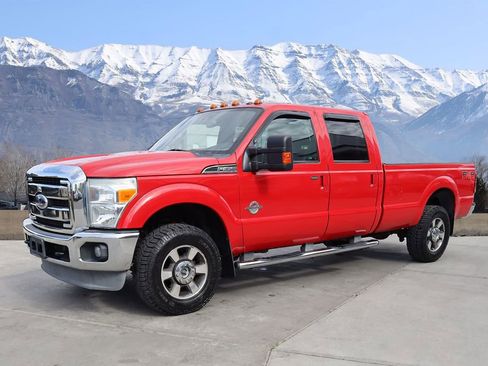 Used 2011 Ford F350 Lariat w/ FX4 Off Road Pkg image 2